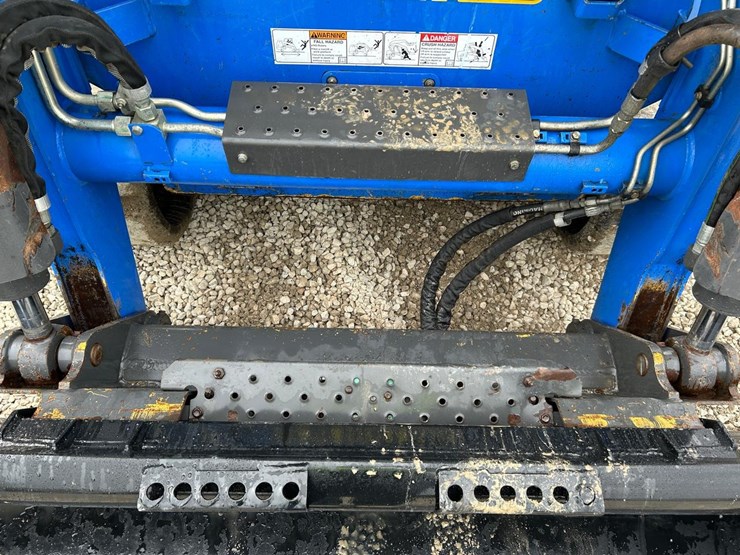 2022-new-holland-c362-image-10