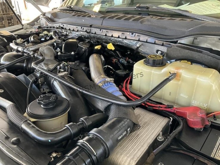 2017-ford-f550-image-11