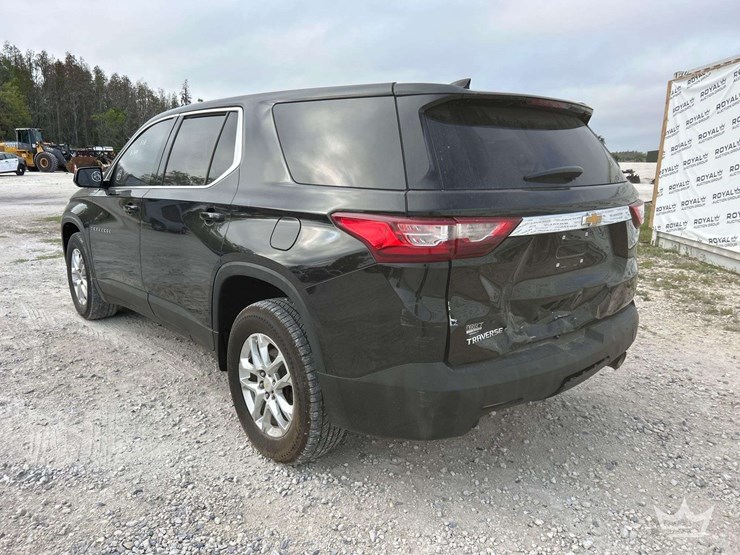 2020-chevrolet-traverse-image-4