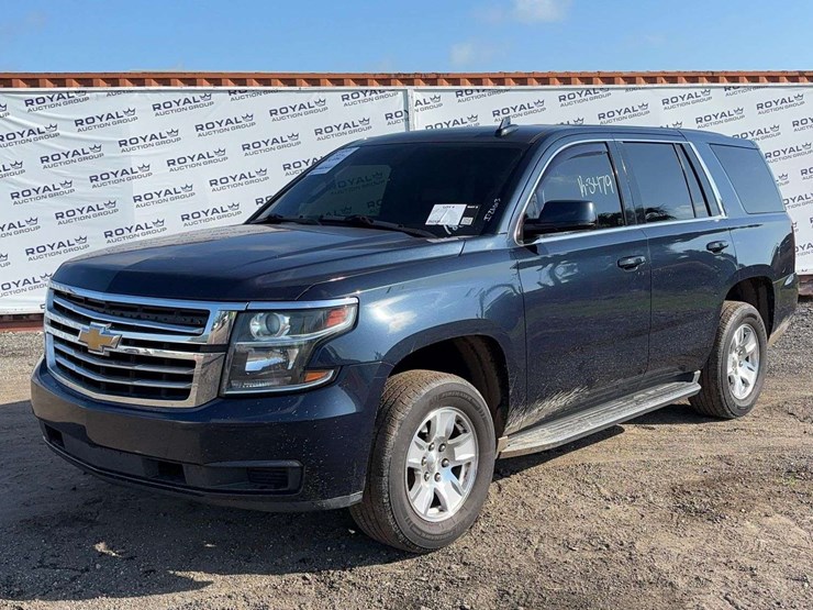 2020-chevrolet-tahoe-image-1