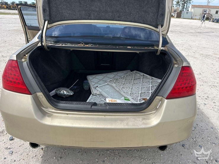 2006-honda-accord-sedan-image-21