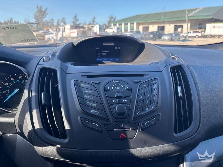 2016-ford-escape-image-15