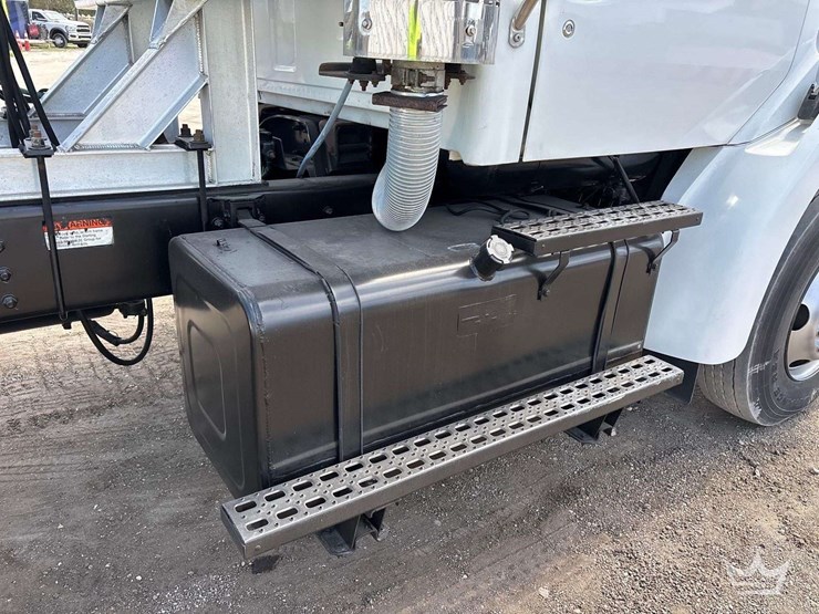 2003-sterling-l7500-image-16