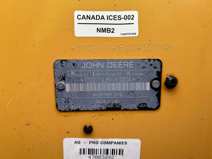 2021-deere-317g-image-27