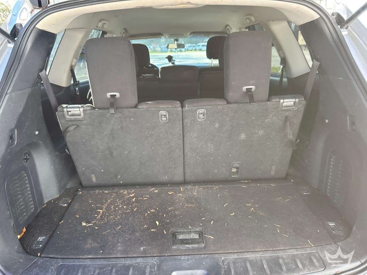 2013-nissan-pathfinder-image-22