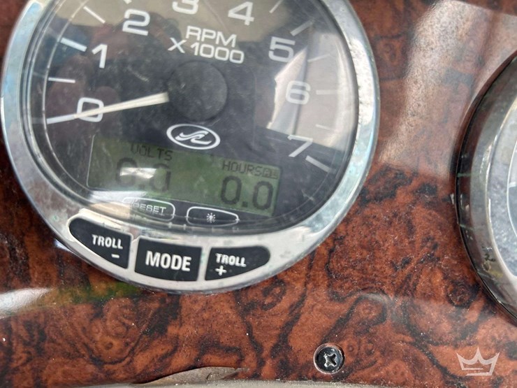 2006-sea-ray-sundancer-31ft-boat-w/-loadmaster-28ft-tri-axle-boat-trailer-image-46