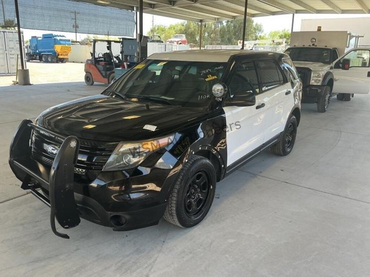 2014-ford-explorer-image-4