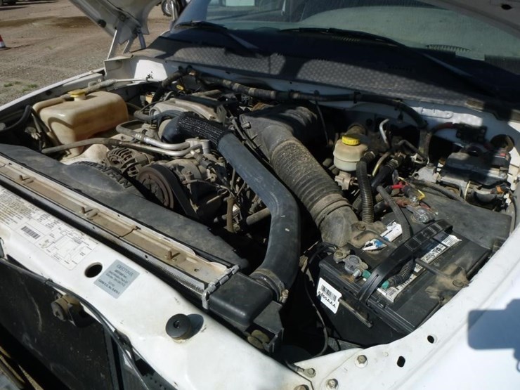 1999-dodge-ram-3500-image-24