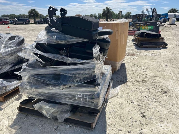 vehicle-seats-image-2