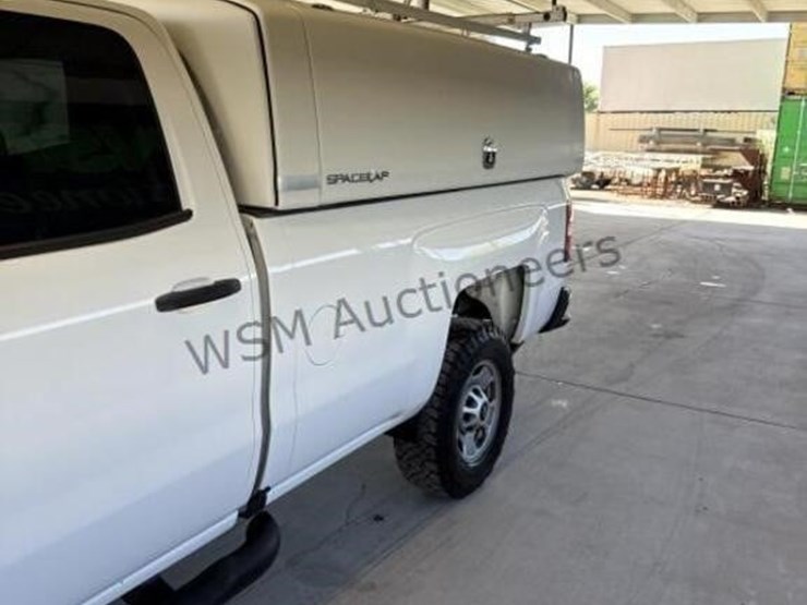 2016-chevrolet-silverado-2500hd-image-5