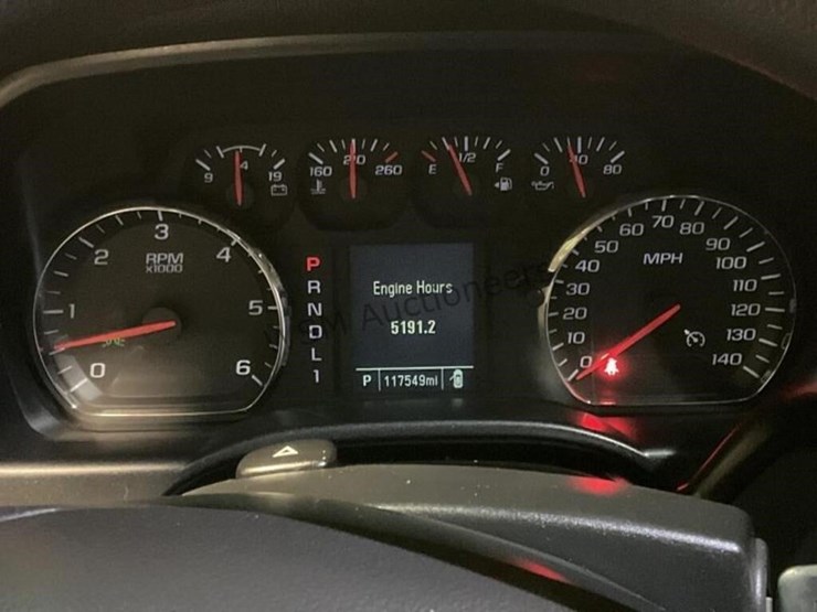 2018-chevrolet-silverado-3500hd-image-18