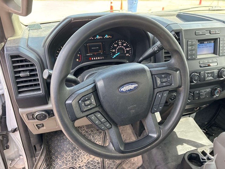 2019-ford-f150-image-17