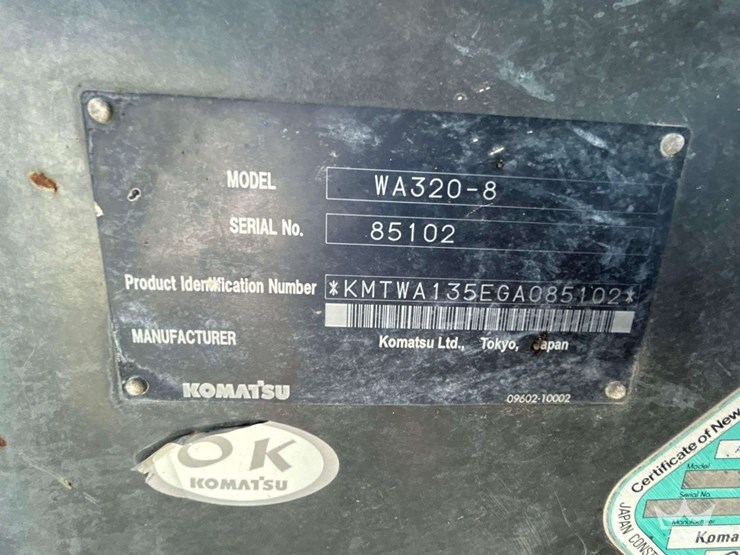 2016-komatsu-wa320-8-image-5