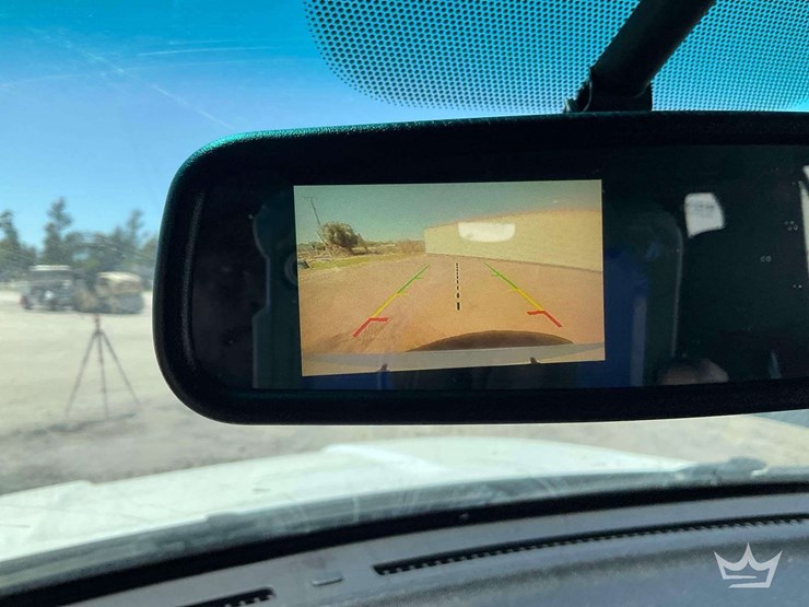 2016-ford-explorer-image-31