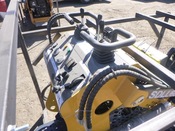 sdlanch-sdll60-skid-steer-track-loader-image-19
