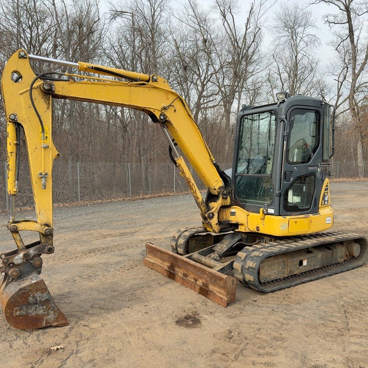 2014 KOMATSU PC45MR-3