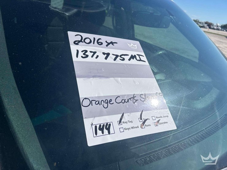 2016-ford-explorer-image-23