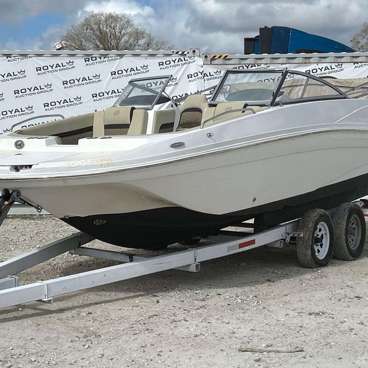 2020 23 Ft. Godfrey Marine Hurricane Boat with 26ft T/A Boat Trailer .