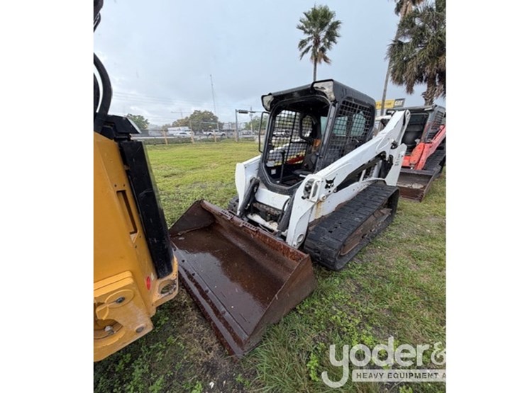 2020-bobcat-t590-image-1