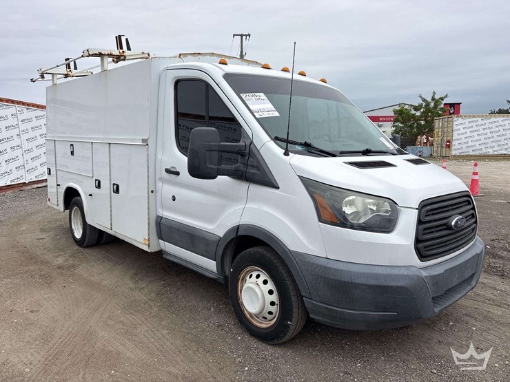 2016-ford-transit-image-2