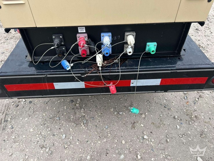 2006-generac-sd0150-187kva-t/a-towable-diesel-generator-image-16