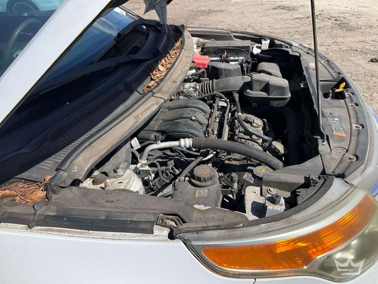 2013-ford-explorer-image-8