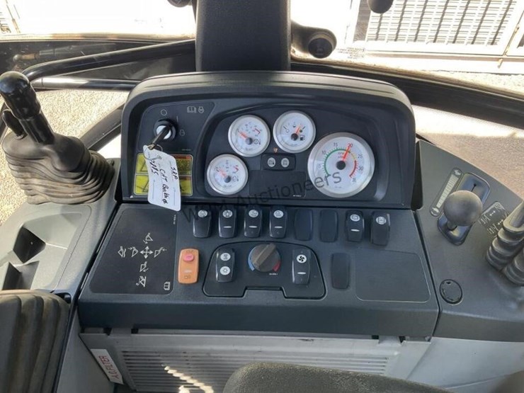 caterpillar-420e-image-22