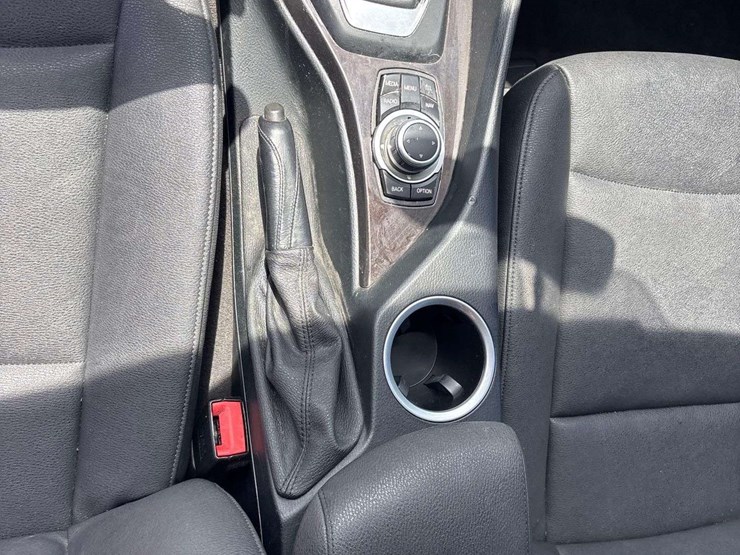 2015-bmw-x1-suv-image-15