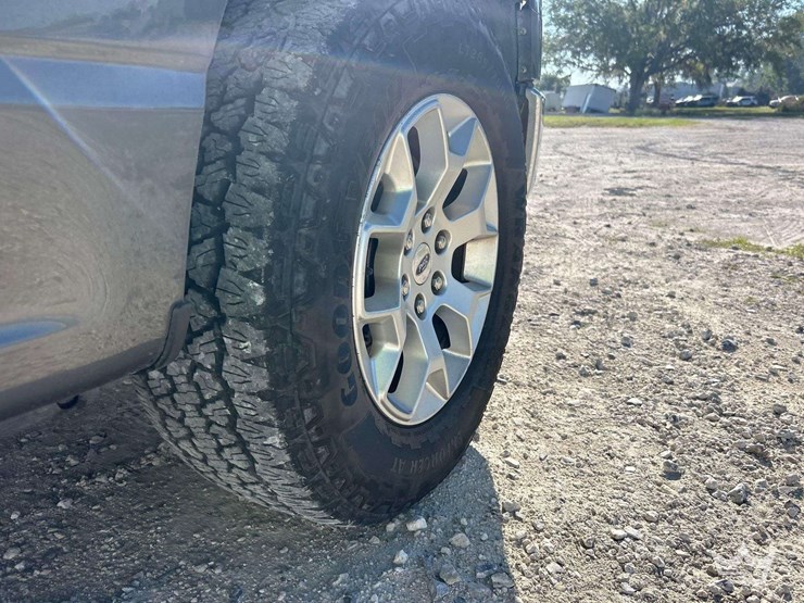 2021-ford-f150-image-30