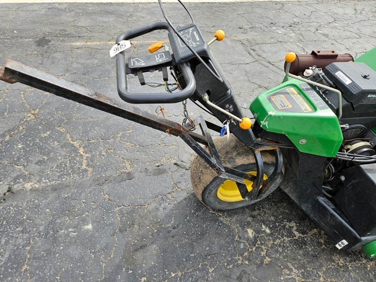 john-deere-800-image-24