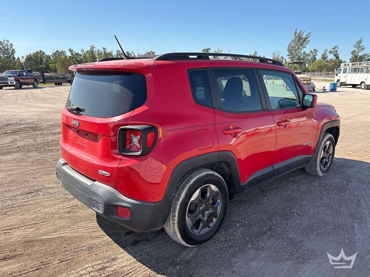 2015-jeep-renegade-image-3