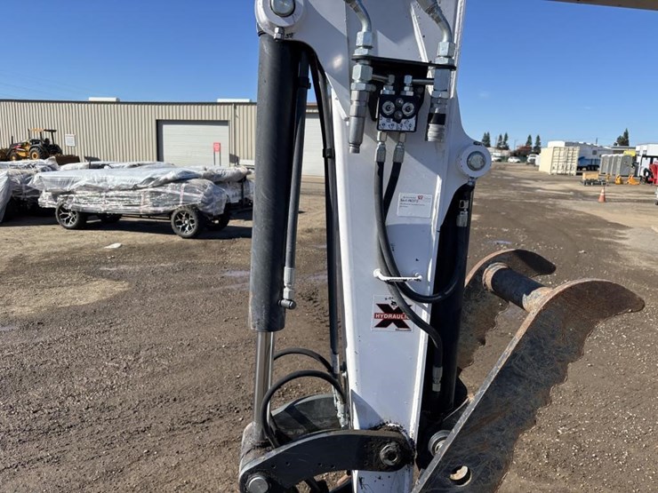 2022-bobcat-e42-image-19