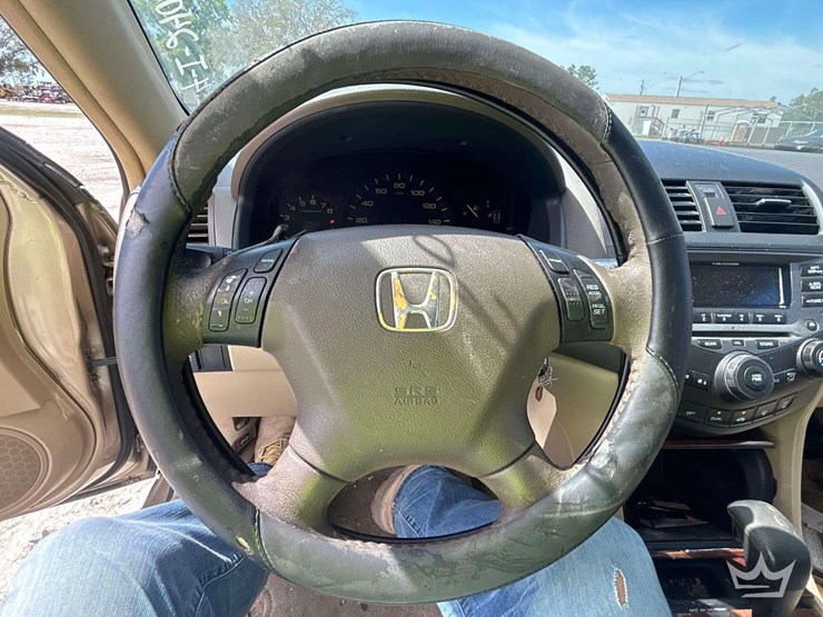 2006-honda-accord-sedan-image-13