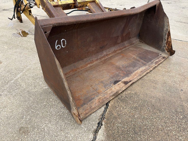 miller-loader-w/-7ft-bucket-image-12