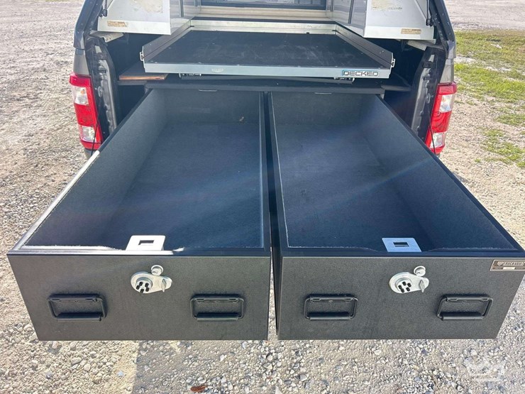 2021-ford-f150-image-27