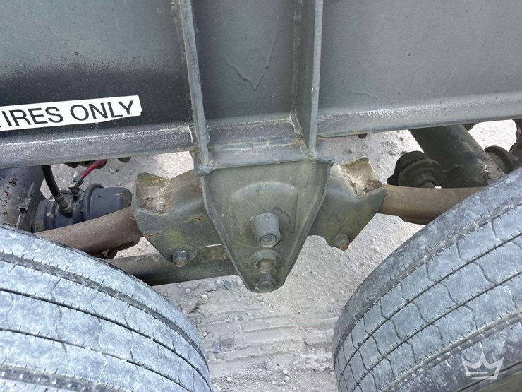 1989-cheetah-chassis-corp-40ft.-36-ton-t/a-container-trailer-image-11