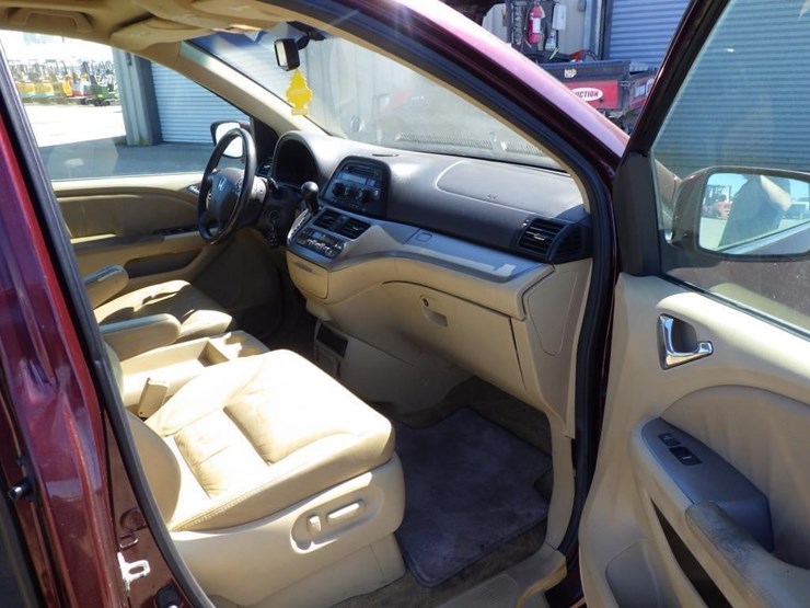 2010-honda-odyssey-image-6