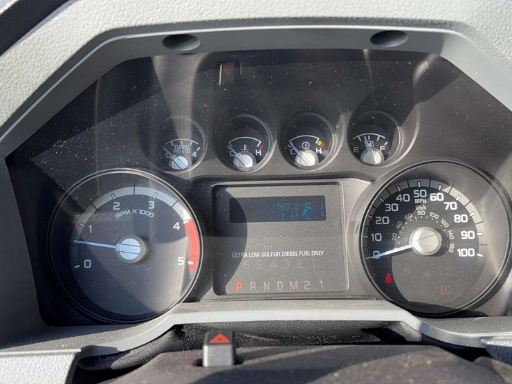 2013-ford-f350-image-17