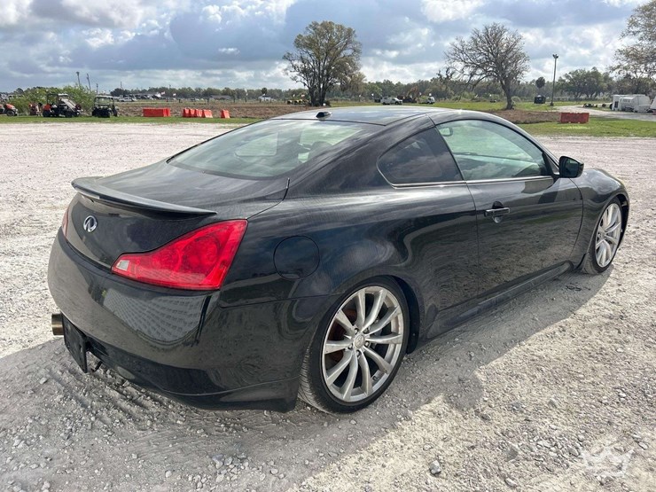 2009-infiniti-g37-coupe-image-3