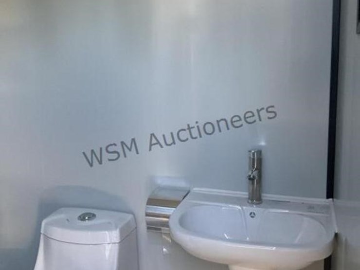 kj-k1522-portable-restroom-unit-image-8