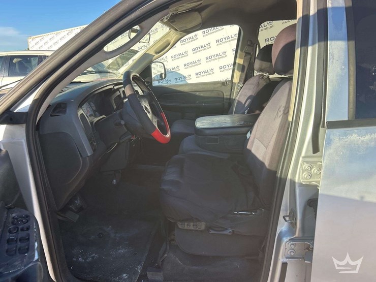 2003-dodge-ram-1500-image-12