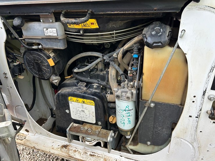 2020-bobcat-t66-image-16