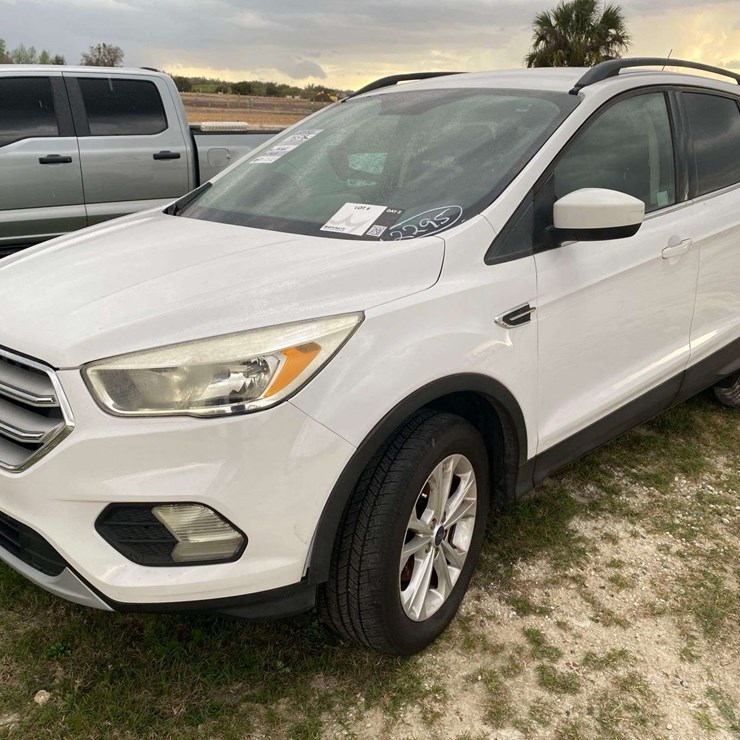 2018 FORD ESCAPE SE