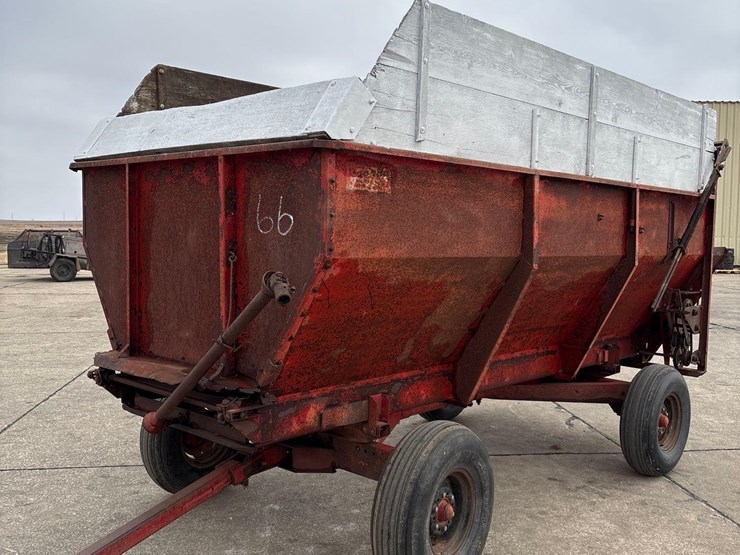 roorda-rear-unload-12ft-silage-wagon-image-12