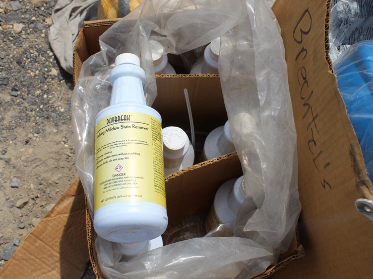 #8016-•-pallet-of-hard-hats,-laser-tyvec,-misc-items-image-5