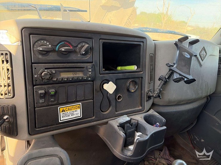 2013-international-workstar-7500-image-21