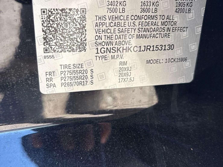 2018-chevrolet-suburban-image-5