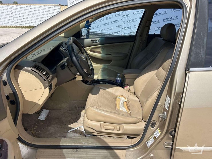 2006-honda-accord-sedan-image-12