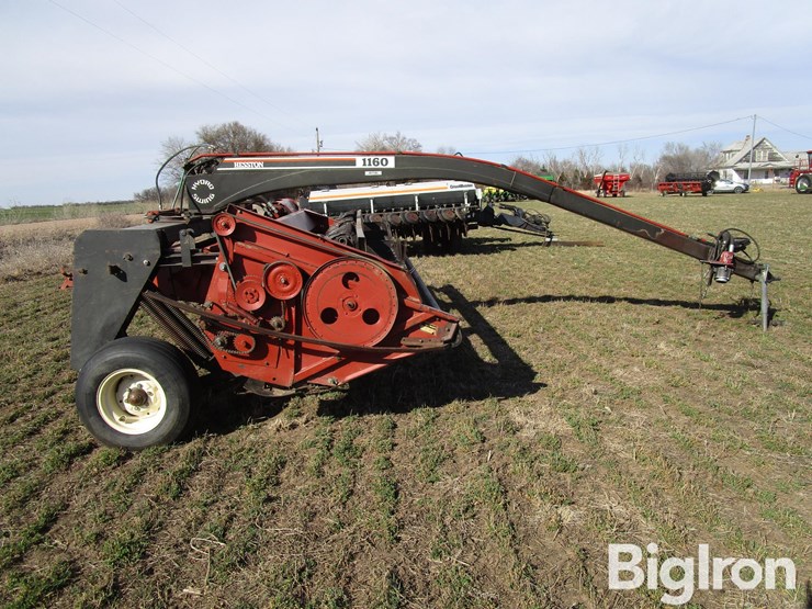 hesston-1160-image-4