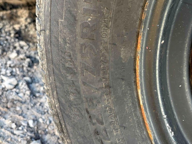 2017-leonard-21'-box-trailer-image-8